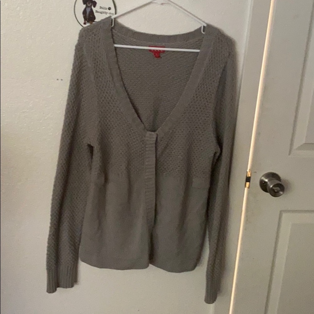 Grey sweater
